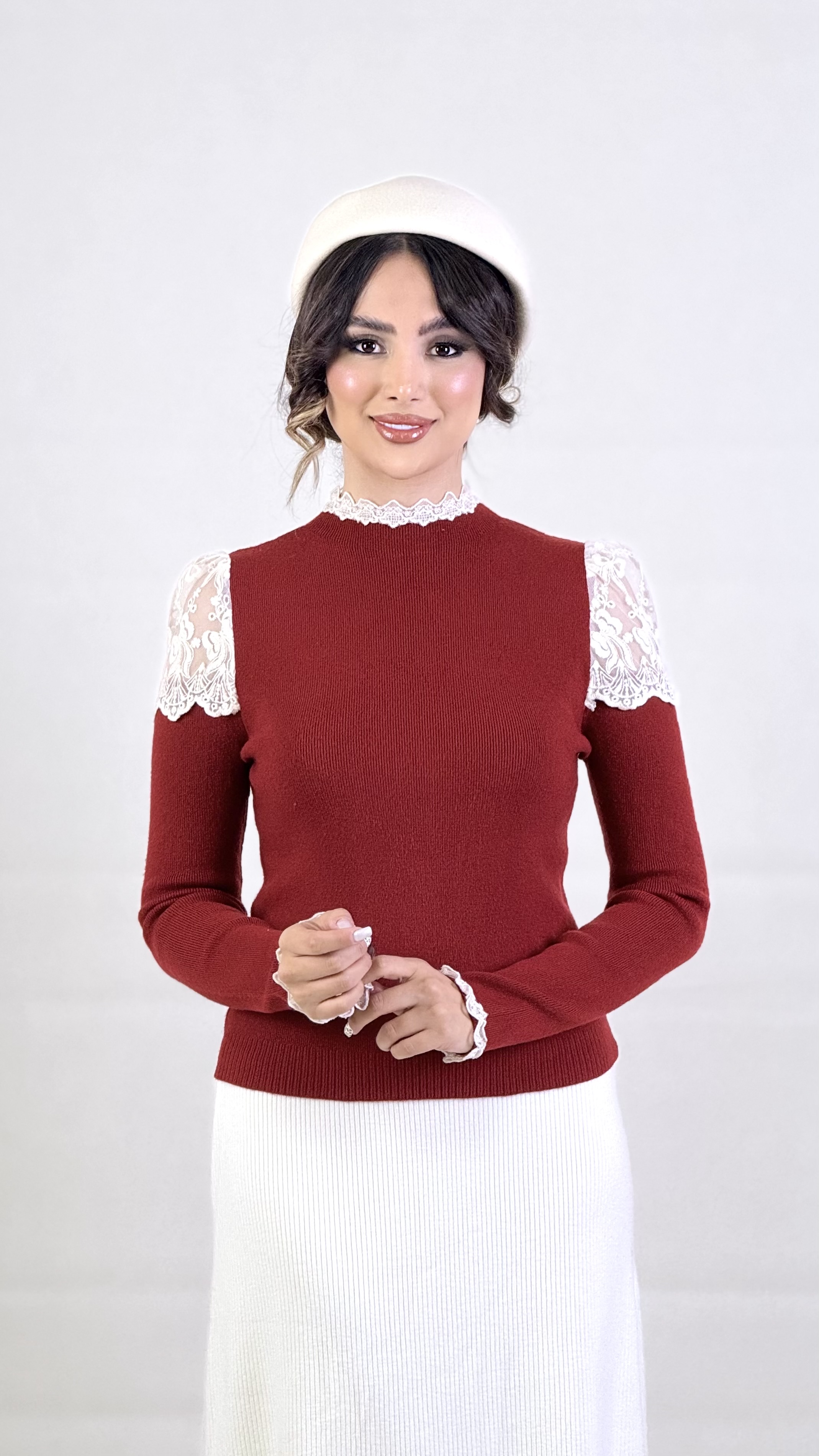 پلیور سرشونه دانتل عروسکی